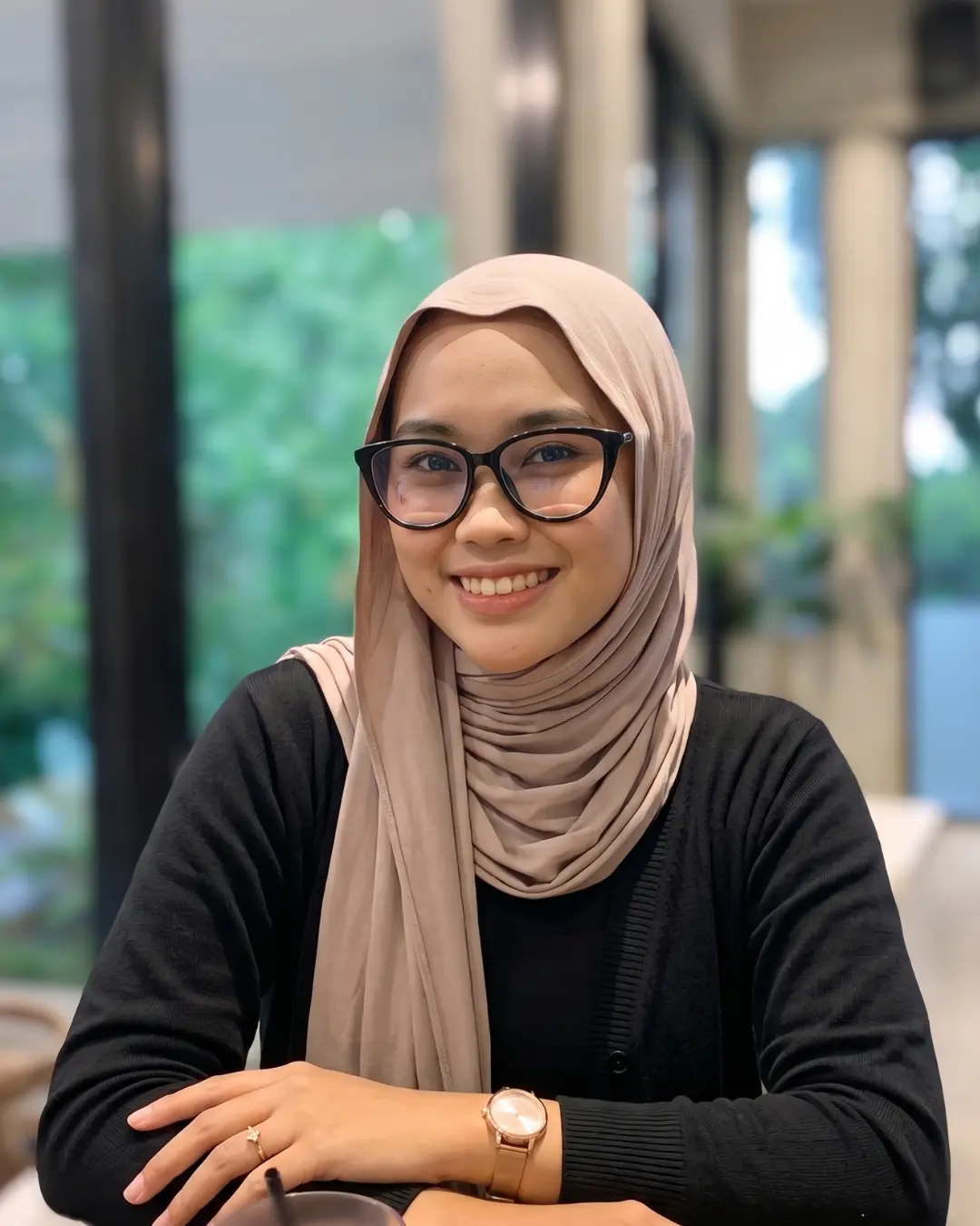 Kak Feby, Sales 2 Imah Furniture. Beli Lemari Besi COD WA 0856-0777-1878. Belanja Sekarang!
